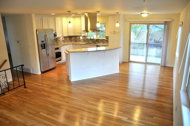 Photo - 4 Bedroom Boulder House for Rent