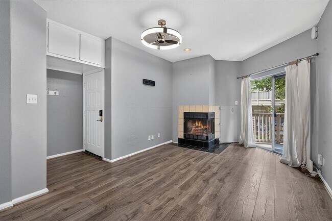 Photo - 2450 Wickersham Ln Unit 704