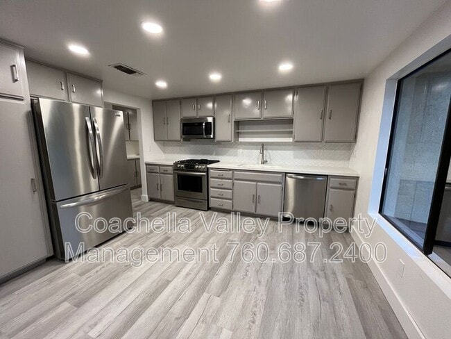 Building Photo - 41682 Aventine Ct