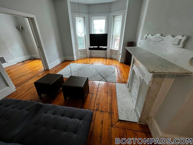 Photo - 94 Mt Pleasant Ave Unit 2