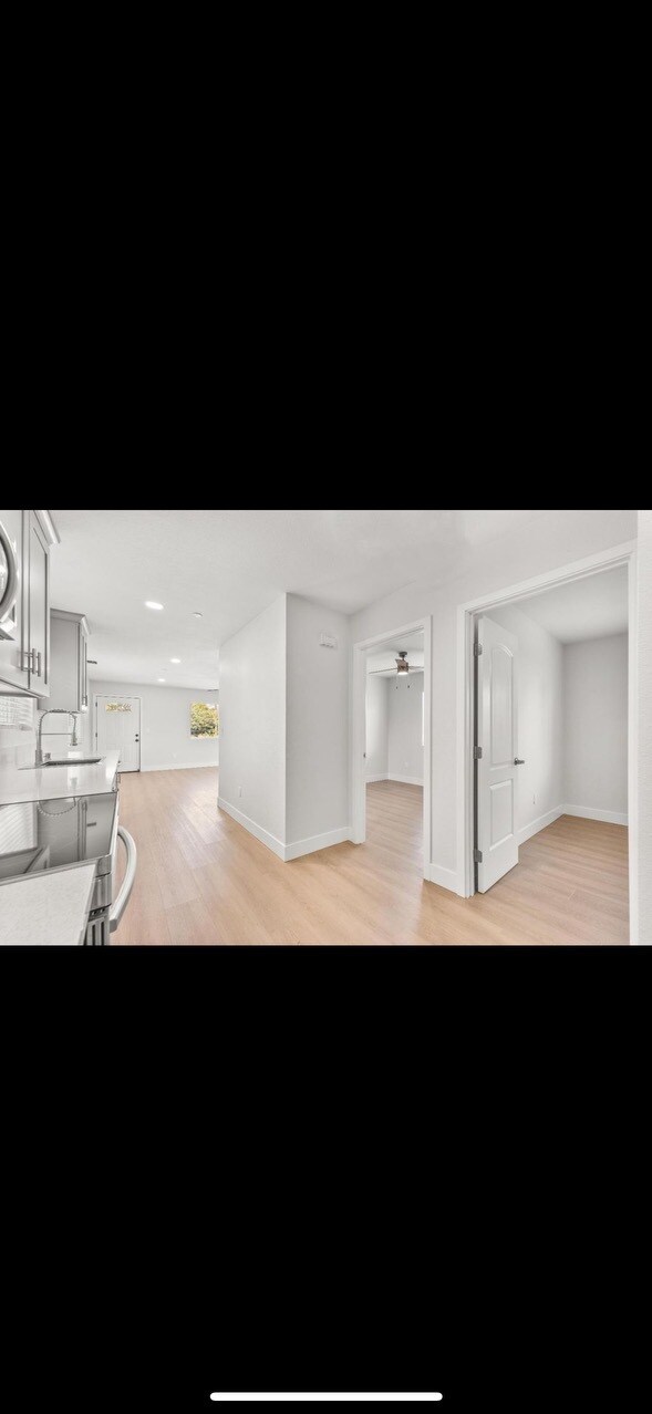 Photo - 1136 Grand Ave Unidad 2