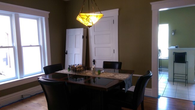 Dining Room - 816 Des Moines St