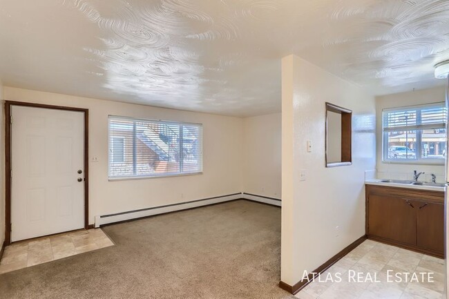 Photo - 27 Denver Way Unit 07