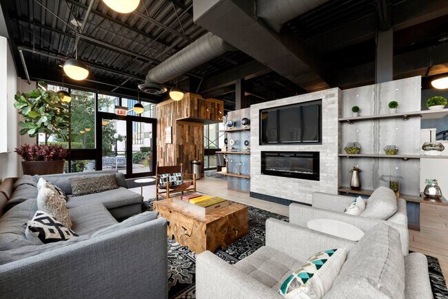 Photo - 660 W Wayman St Unidad ID1244912P