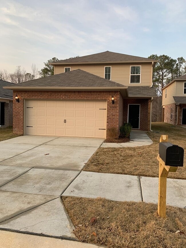 Photo - Now Pre-Leasing — Spacious 3 Bed, 2.5 Bath Home in Cullman!