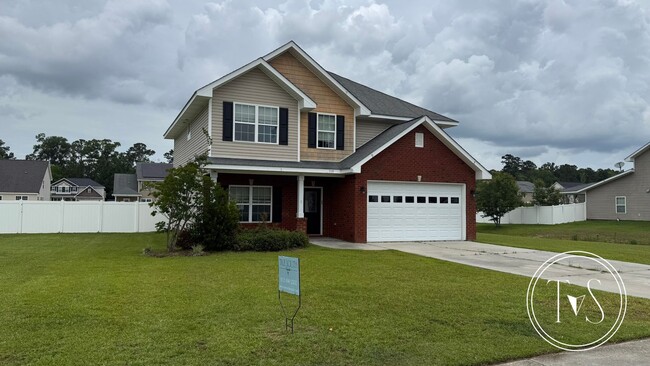Photo - 709 English Oak Dr