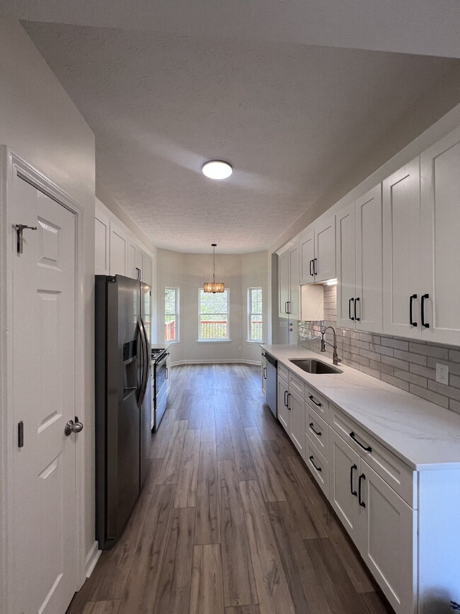 Photo - Stunning Move-In Ready Home in Hendersonville – Minutes from Old Hickory Lake!