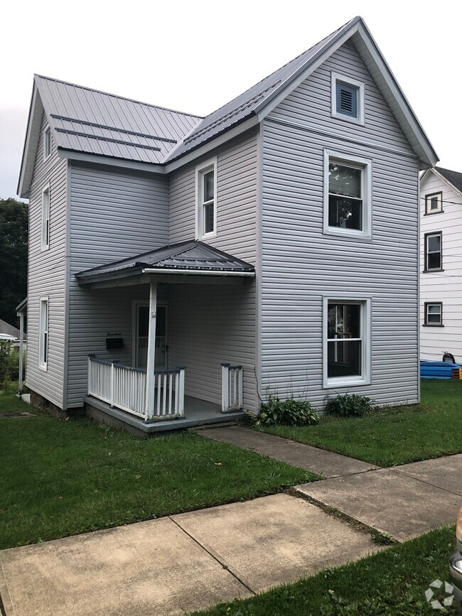 Building Photo - 14 Lincoln Ave Rental