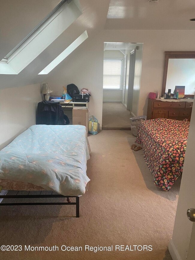 Photo - 313 Yorke Ave