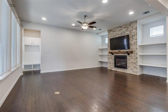 Photo - 8026 Copper Way
