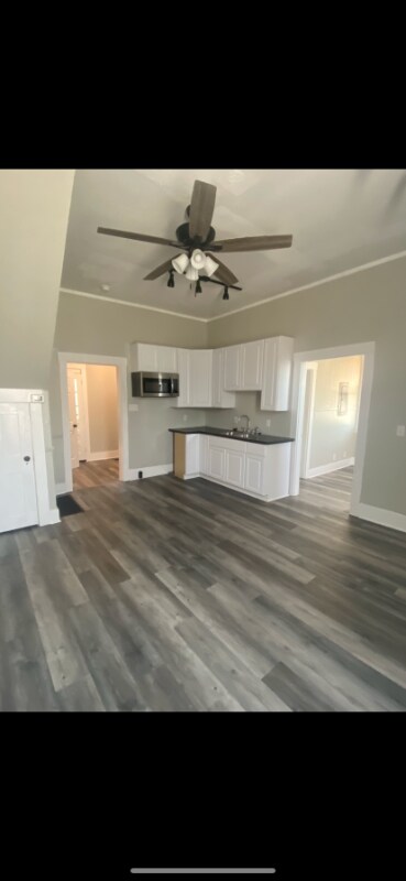 Photo - 301 S Main St Casa