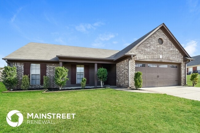 Photo - 8128 Park Pike