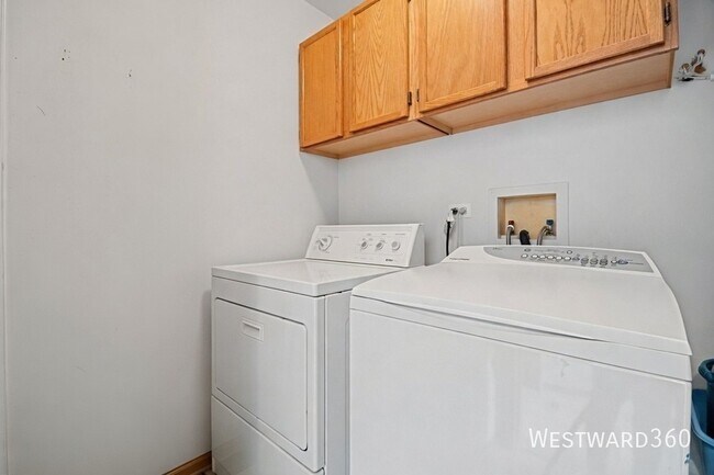 Photo - 2511 Sheehan Dr