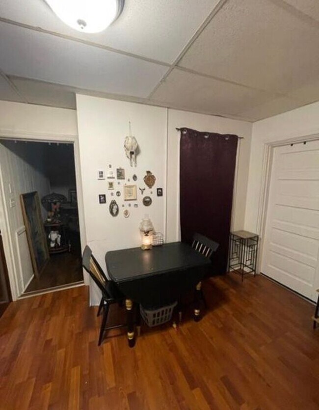 Photo - 3008 Paulowna St Unit 2