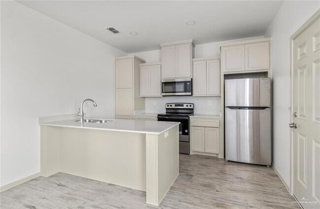 Photo - 1513 Shavano Dr Unidad 3