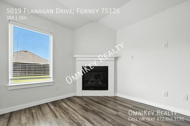 Photo - 5019 Flanagan Dr