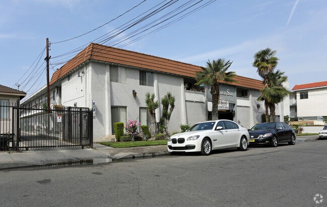 Casa del Sol South Apartments - Casa del Sol South Apartments