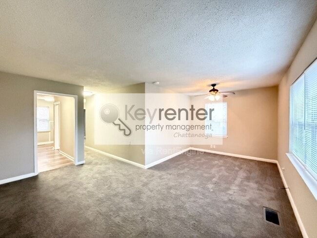 Photo - 305 Sunrise Ln Unit B