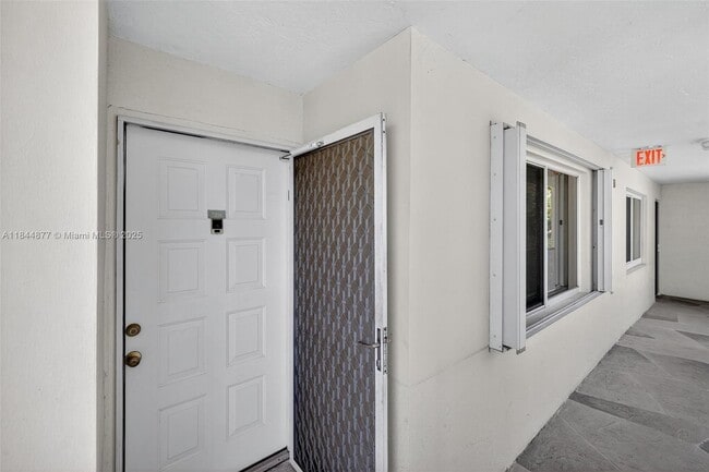 Photo - 7214 S Devon Dr Unit 211