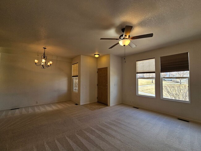 Photo - 9758 Laredo St.