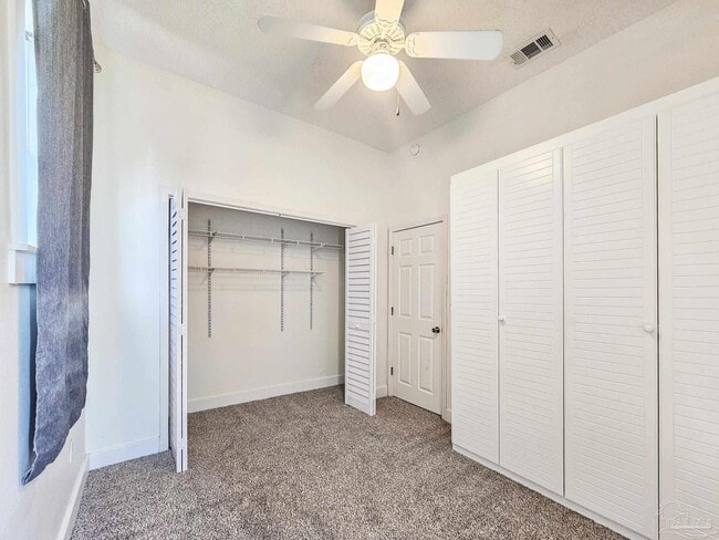 Photo - 919 E La Rua St