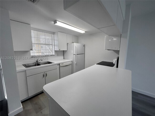 Photo - 6324 La Costa Dr Unit B