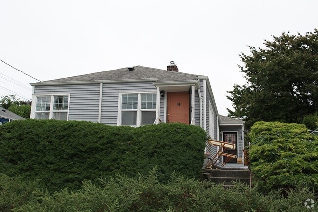 Building Photo - RENOVATED BALLARD 3 BED, 2 BATH DUPLEX UNI... Rental