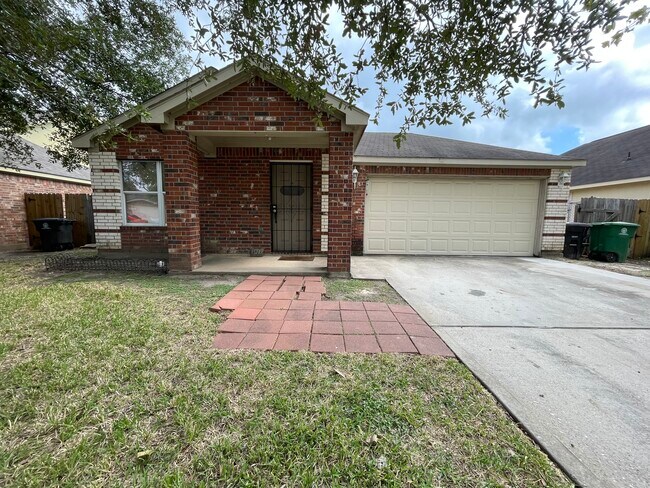 Photo - 15119 Lance Cir House