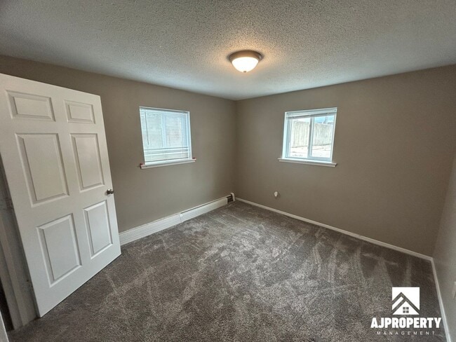 Photo - 3309 S Elmwood Ave Unit 3