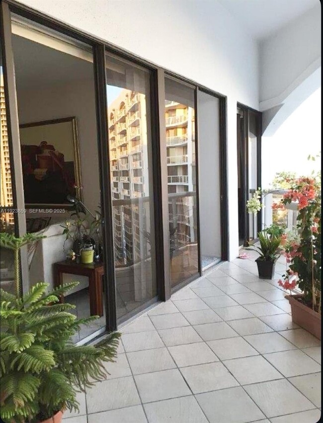 Photo - 3610 Yacht Club Dr Unit 1503