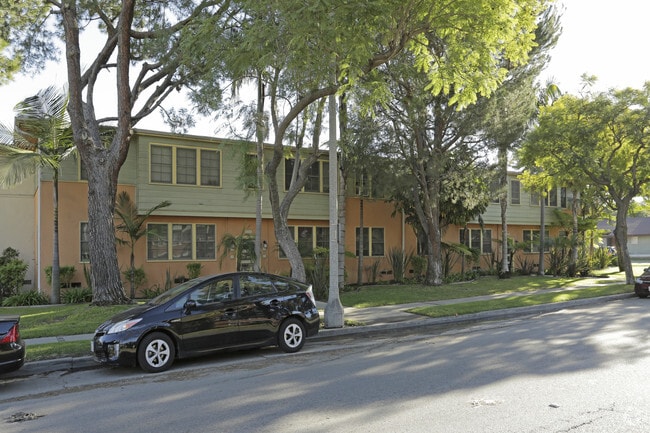 Building Photo - Milmor Apartments