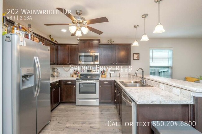 Photo - 202 Wainwright Dr