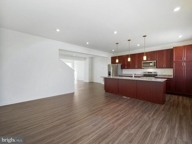 Photo - 92 Stafford Pl