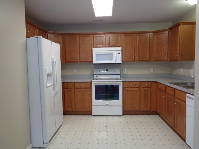 Photo - 1039 Saddle Wood Dr