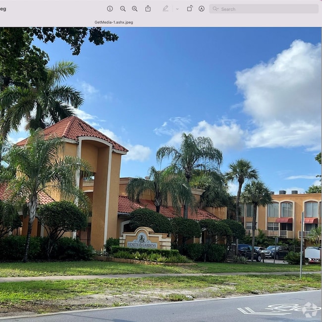 Building Photo - 17901 NW 68th Ave Unit 202 Rental