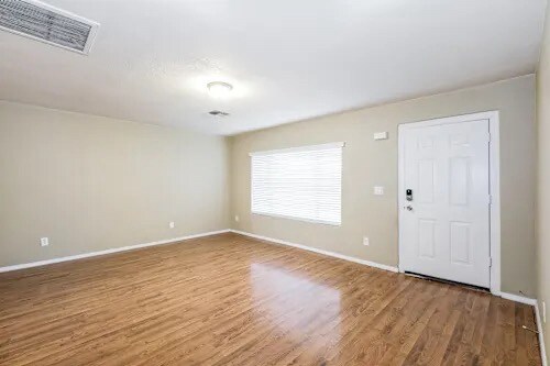 Photo - 8134 W Flower St