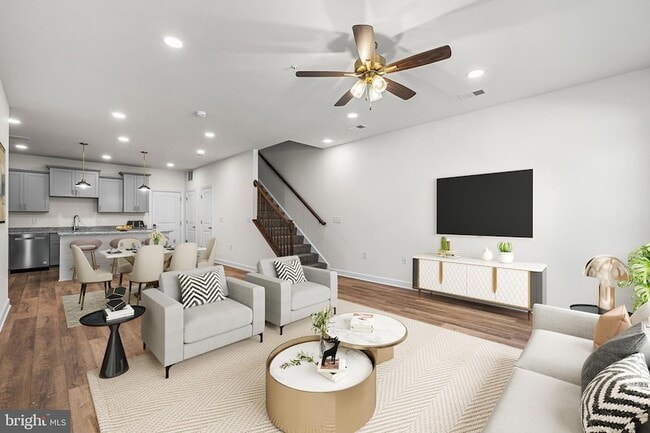 Photo - 900 Gilbert Rd Unit 3614B