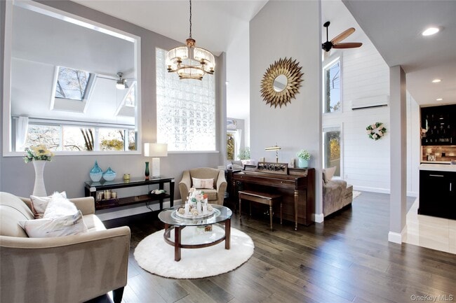 Photo - 26 Summit Cir Dr