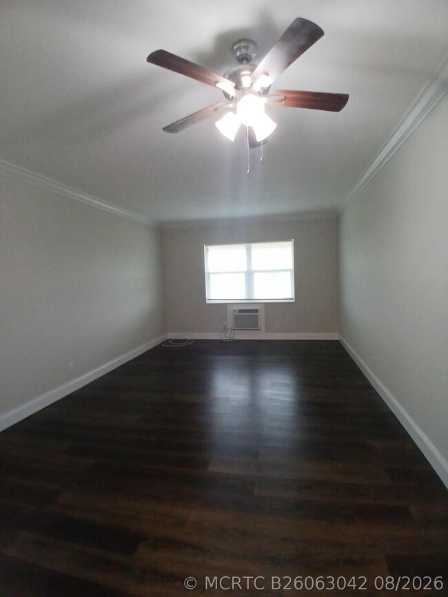 Photo - 1480 E Sample Rd Unit 307
