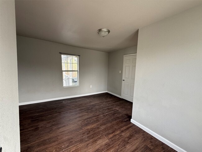 Photo - 7314 Navigation Blvd Unit A