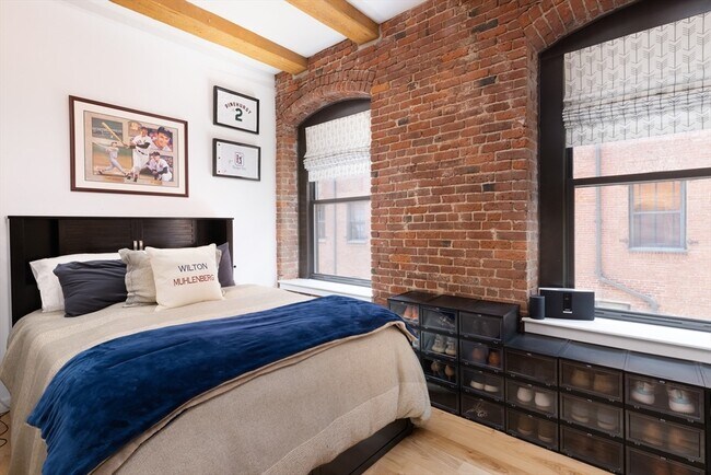 Photo - 21 Wormwood St Unit 310