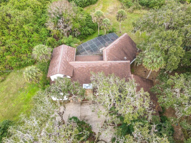 Photo - 2261 Mariner Cove