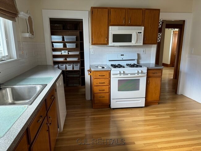 Photo - 343 Arlington St