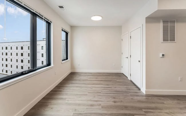 Photo - 72 S Essex Ave