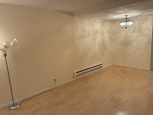 Building Photo - 4075 Eggers Dr