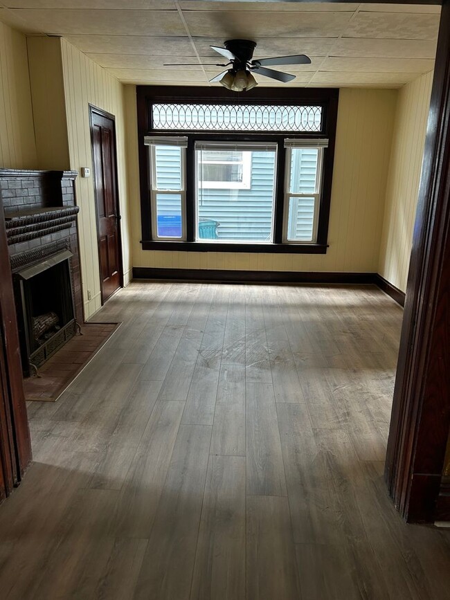 Photo - 21 S Mercer St Unit 21 S Mercer St Apartment 101