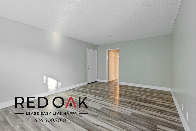 Photo - ~$1,000 OFF~ Magnificent Three Bedroom wit... Unit 512