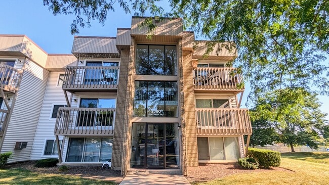 Building Photo - 2380 Discovery Dr Rental