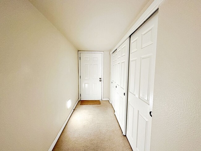 Photo - 3 BEDROOM, 2 BATH DOWNSTAIRS CONDO IN GUARD GATED COMMUNITY Unit 421