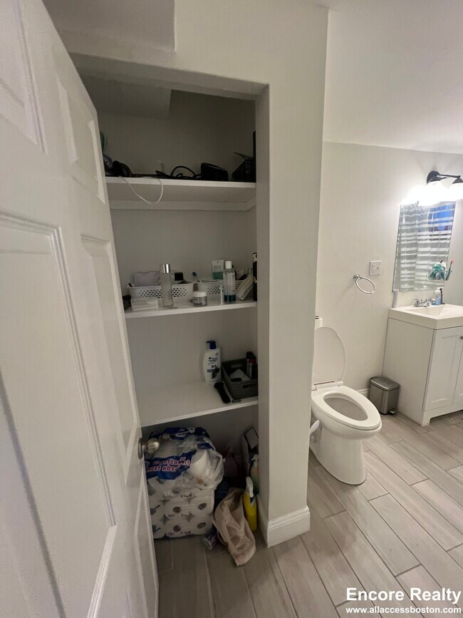 Photo - 63 Selkirk Rd Unit 7